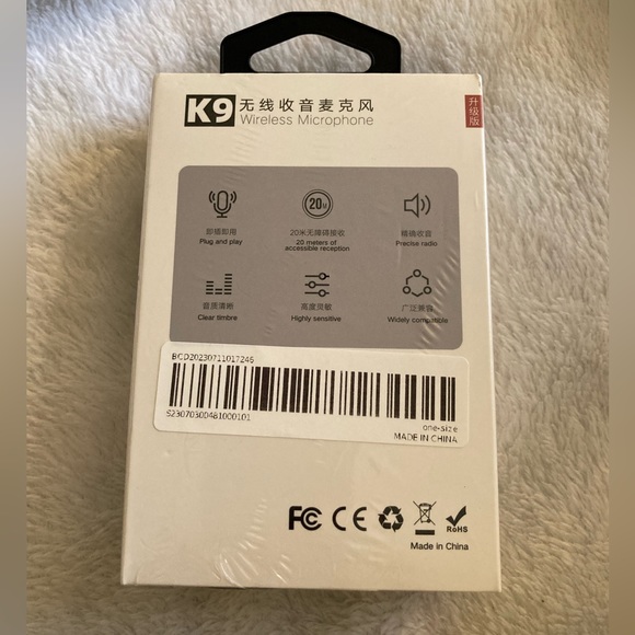 Brand new Microphone! Never used, still in original wrapping. Type C - Picture 2 of 3